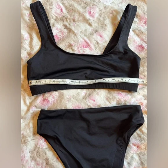 SKIMS Black Bikini Set - Picture 4 of 9